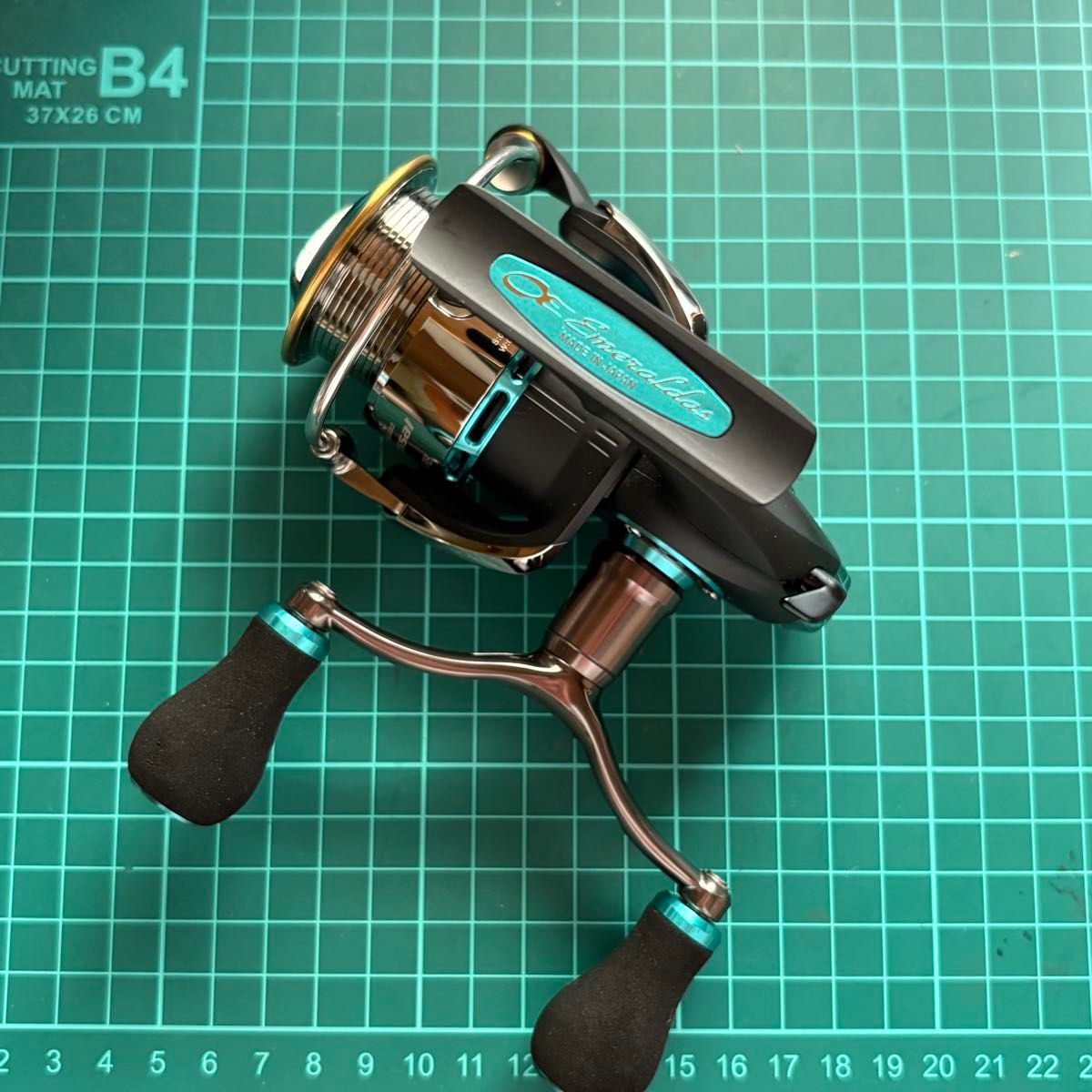 DAIWA ダイワ エメラルダス コロッサル 2508RH｜Yahoo!フリマ（旧