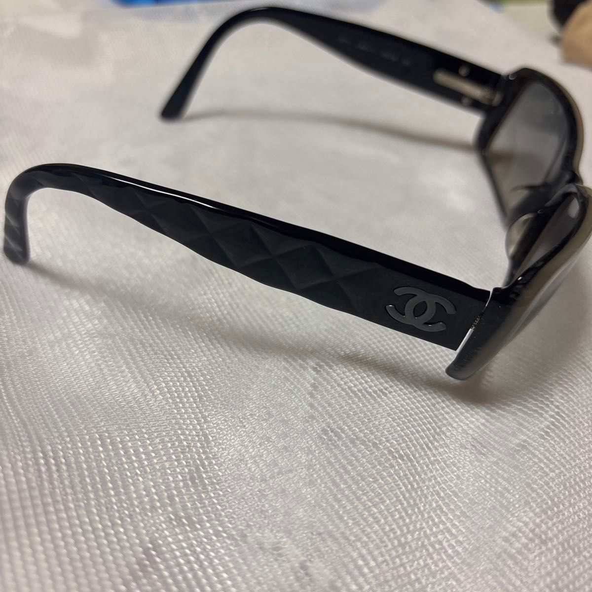 CHANEL シャネル サングラス ココマーク ケース付き マトラッセ