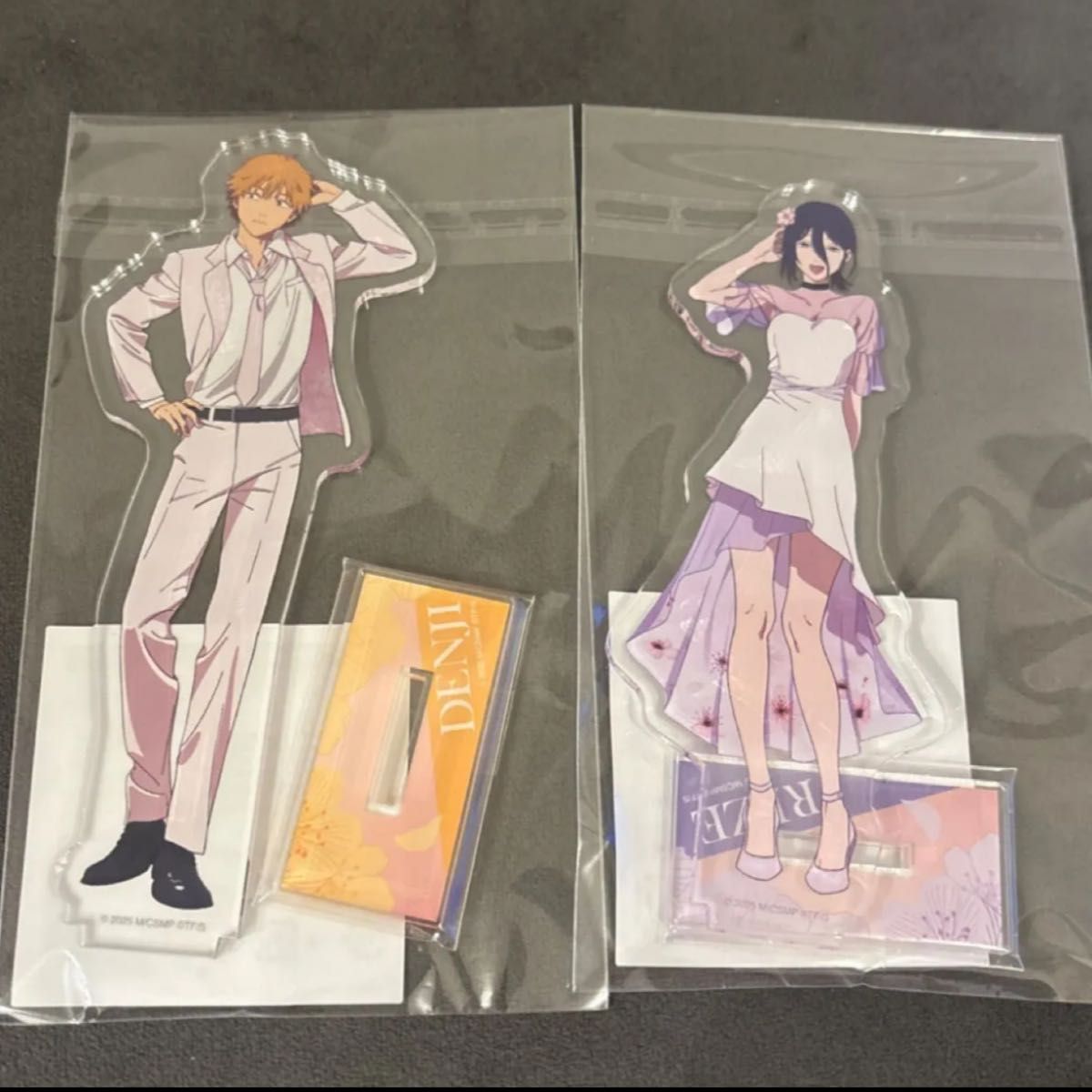 チェンソーマン プリンスホテル アクリルスタンド デンジ レゼ｜Yahoo