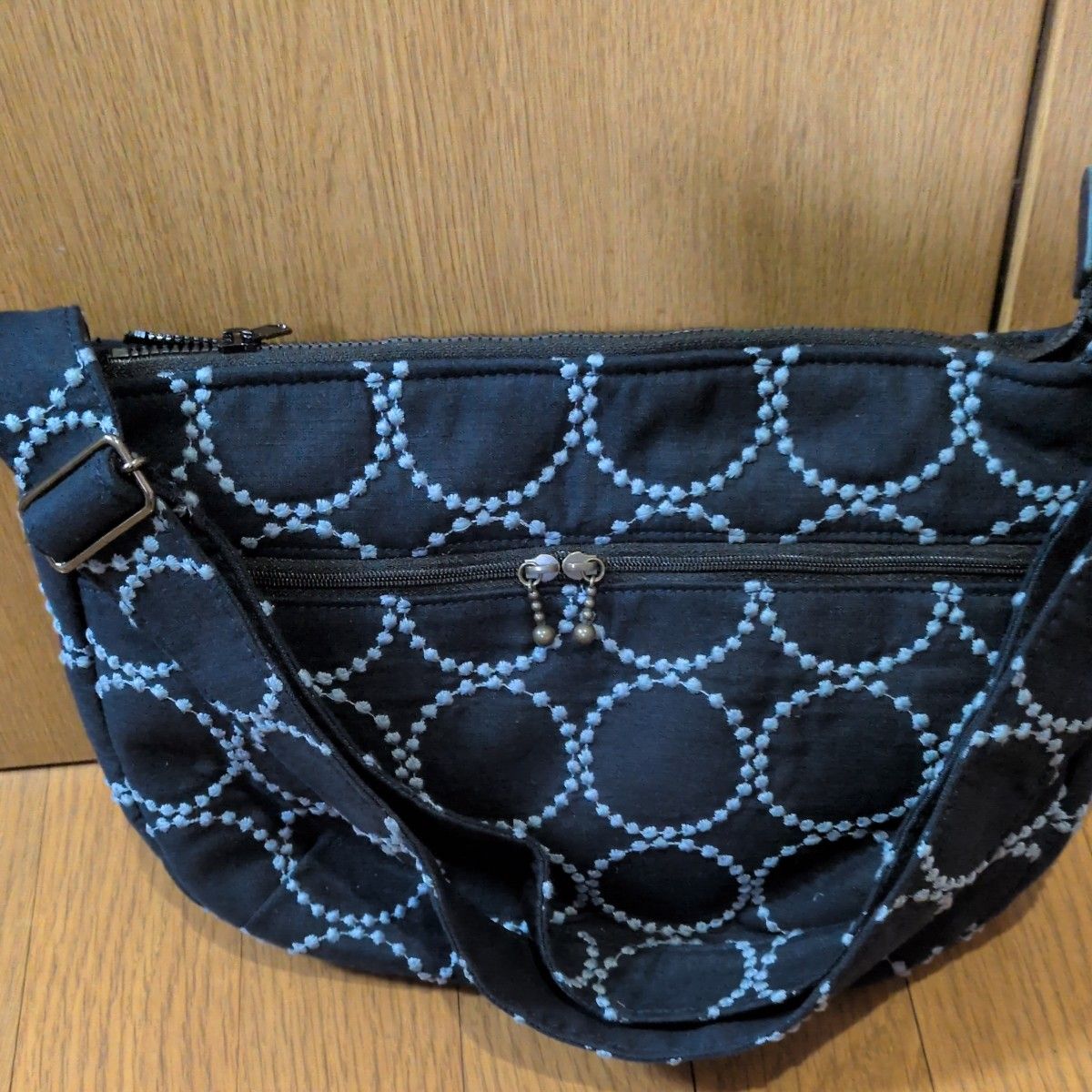 ミナペルホネン タンバリン ショルダーバッグ ネイビー｜Yahoo!フリマ