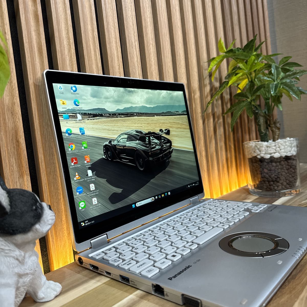 最高峰i7《ハイスペック》LTEモデル【Let's note QV1】2in1 メモリ16GB