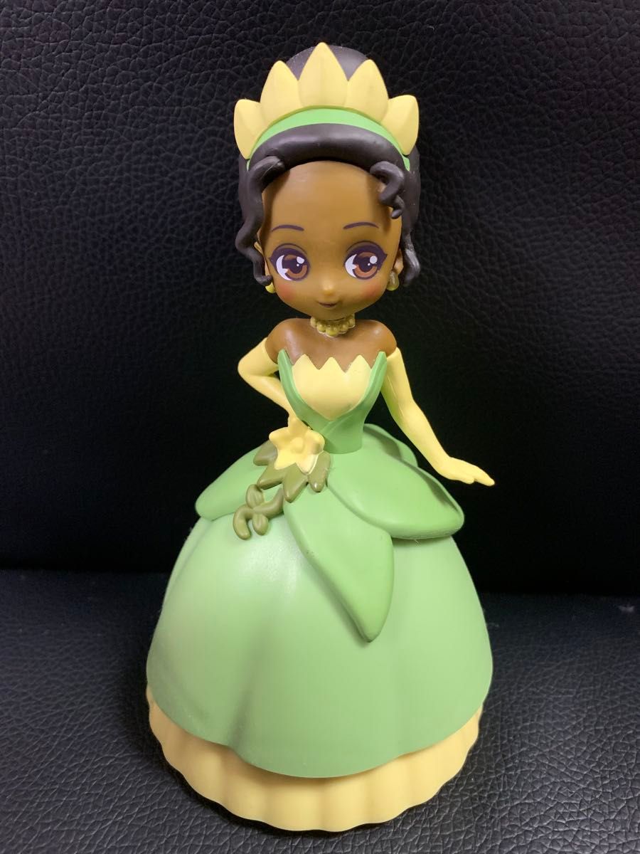 ⑦ディズニー プリンセスと魔法のキス ティアナ フィギュア｜Yahoo