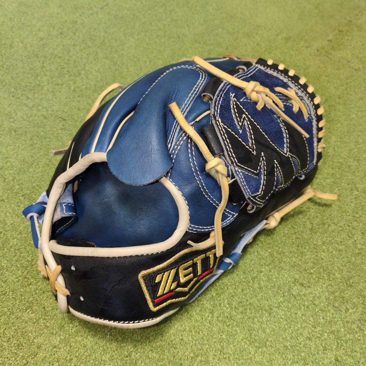ZETT PROSTATUS 軟式投手 サイズ4 BRGB32201｜Yahoo!フリマ（旧PayPay