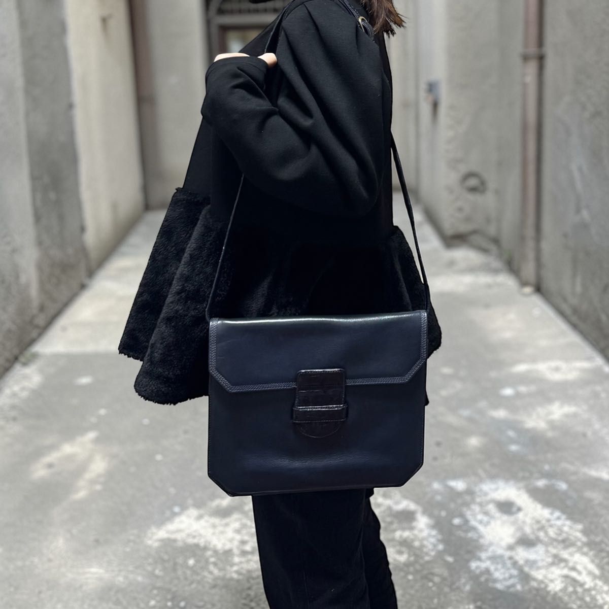 美品 LOEWE ロエベ クロコ型押し レザー 2way ショルダーバッグ 斜
