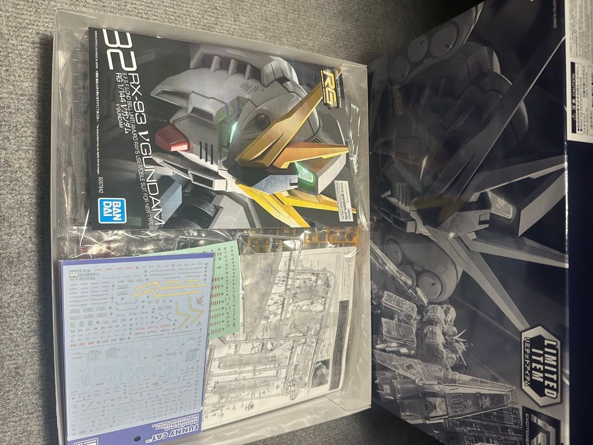 RG 1/144 νガンダムHWS [クリアカラー] + デカール 新品未組立｜Yahoo