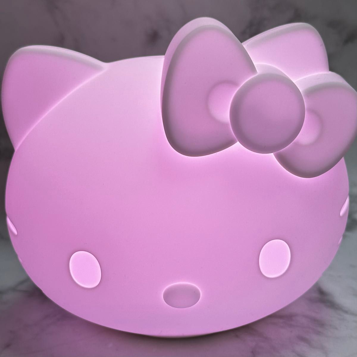 新品 キティちゃん シリコンライト 色が変わる サンリオ ハローキティ