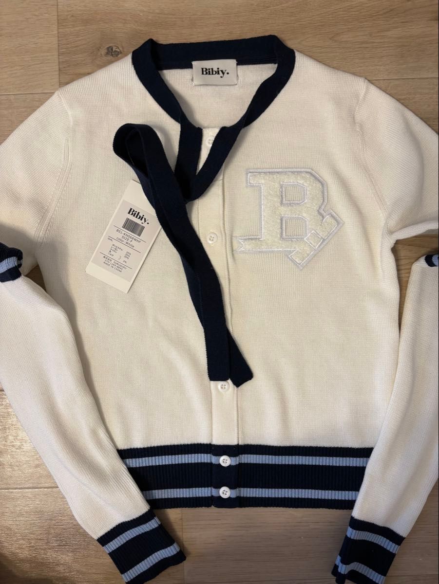 Bibiy B CLUB TIE CARDIGAN ホワイト｜Yahoo!フリマ（旧PayPayフリマ）