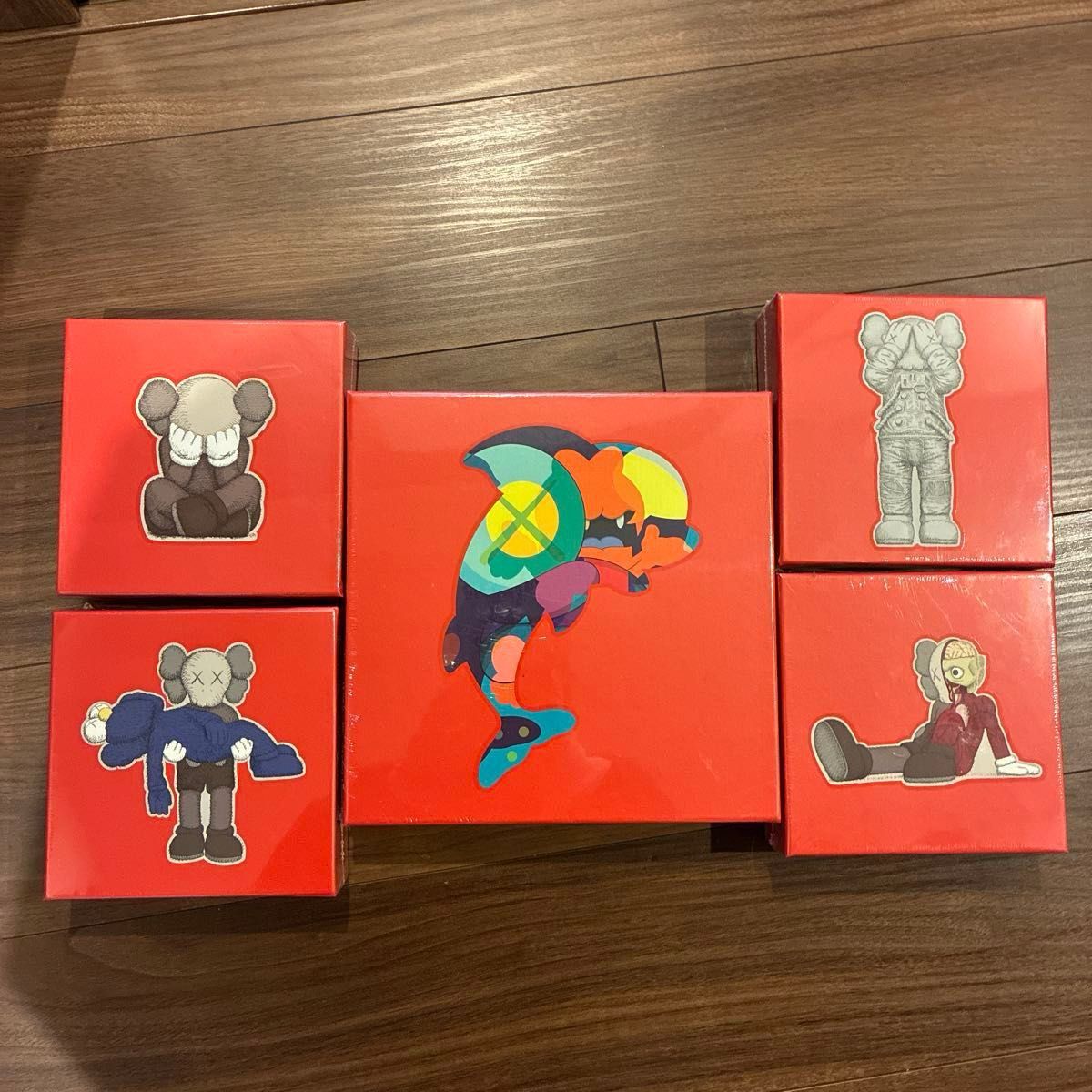 KAWS TOKYO FIRST開催記念グッズ ジグソーパズル100ピース2種 KAWS