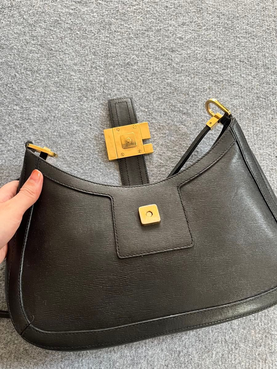 GUCCI ホーボー ワンショルダー G金具 レザー ショルダーバッグ グッチ