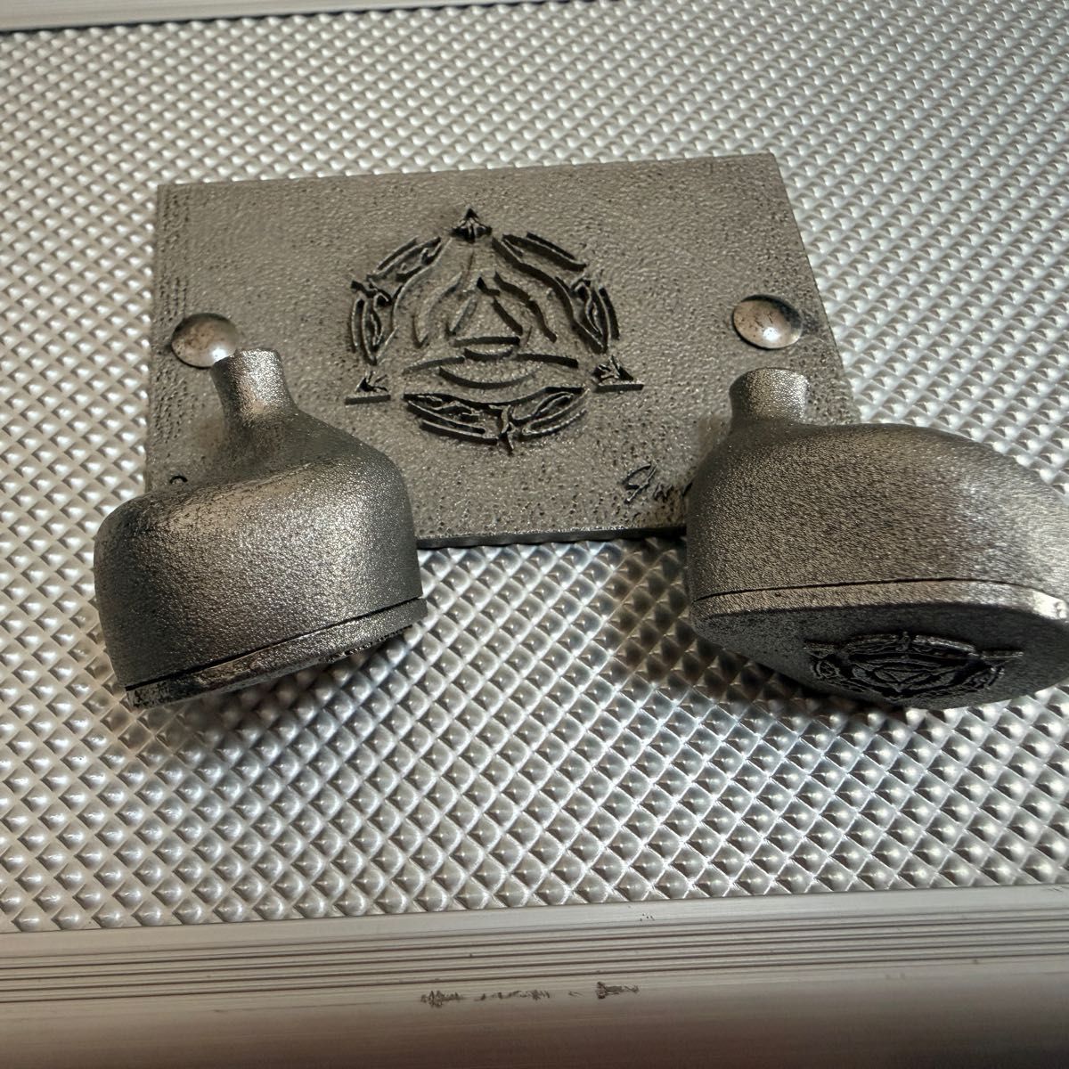 Epic Audio Intoxication イヤホン｜Yahoo!フリマ（旧PayPayフリマ）