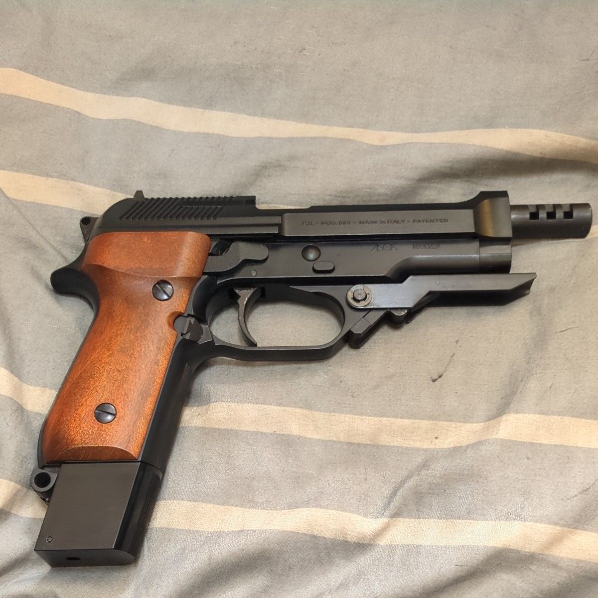 マルゼンベレッタM93R固定スライドガスガンフルオート｜Yahoo!フリマ