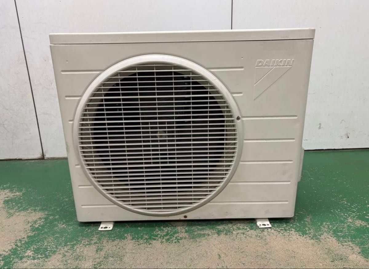 6畳用 ルームエアコン ダイキン R22ES(室外機のみ)｜Yahoo!フリマ（旧