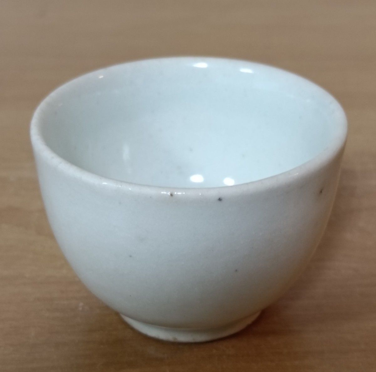 李朝 白磁 ぐい呑み 朝鮮美術 猪口｜Yahoo!フリマ（旧PayPayフリマ）