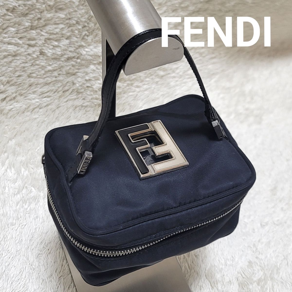希少】FENDI フェンディ ミニバニティバッグ ポーチ FF金具 オールド