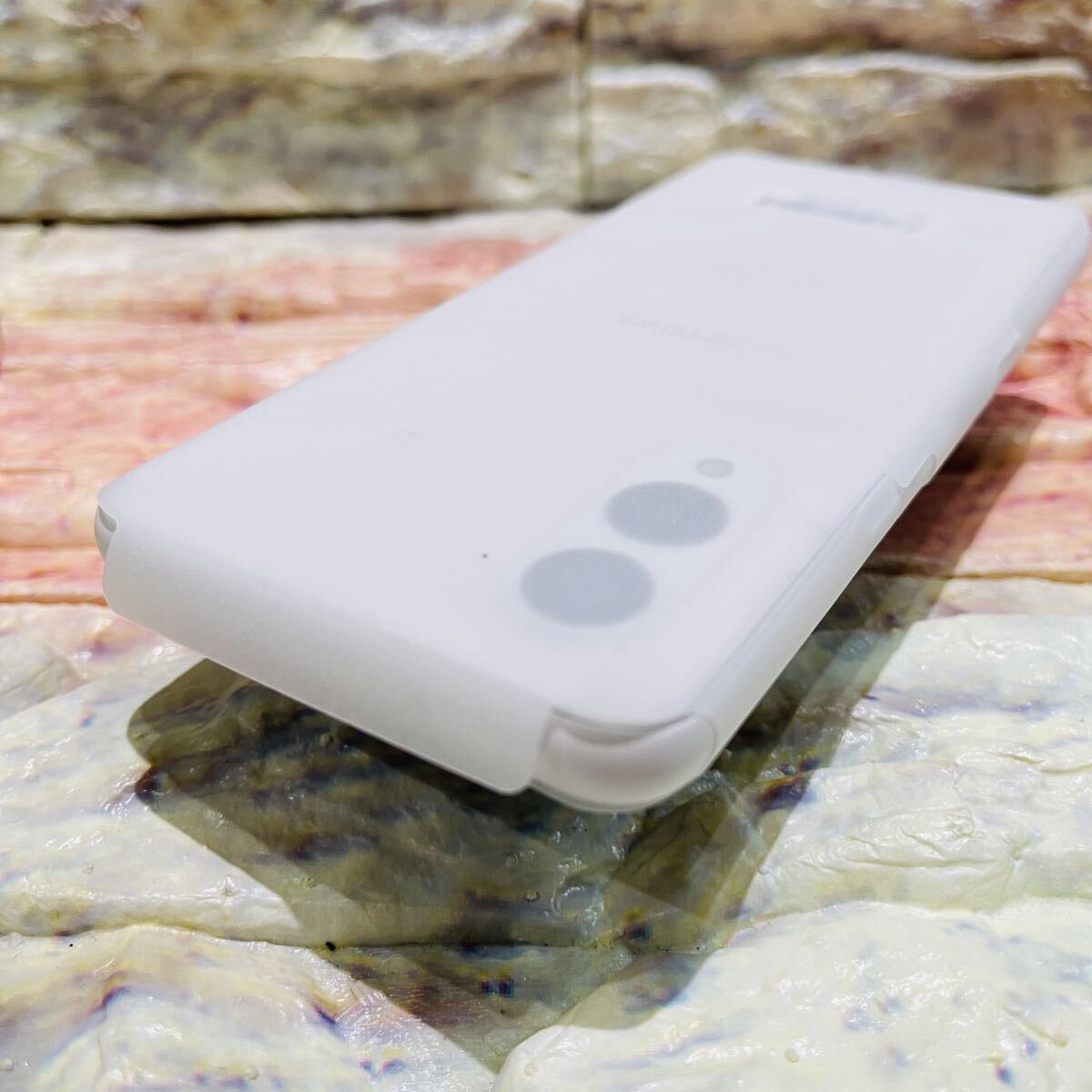 新品未使用 SIMフリー arrows We2 64GB 1253 ミストホワイト 電池良好