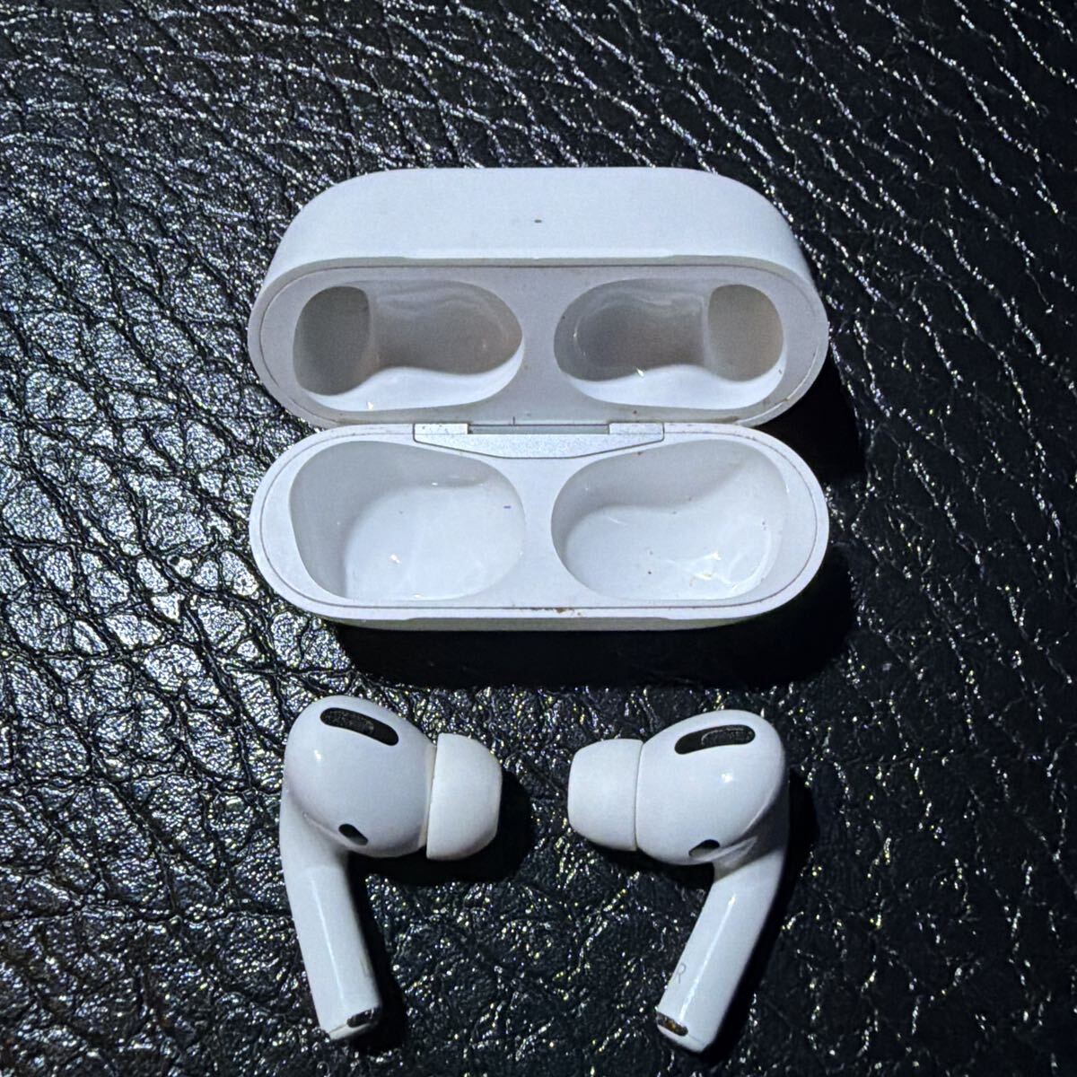 正規品 Apple AirPods Pro エアポッズプロ 第1世代 A2190 ワイヤレス