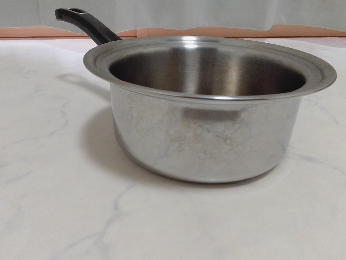 レインボークッカー プレミアム 17cm 片手鍋 2L タッパーウェア #エ