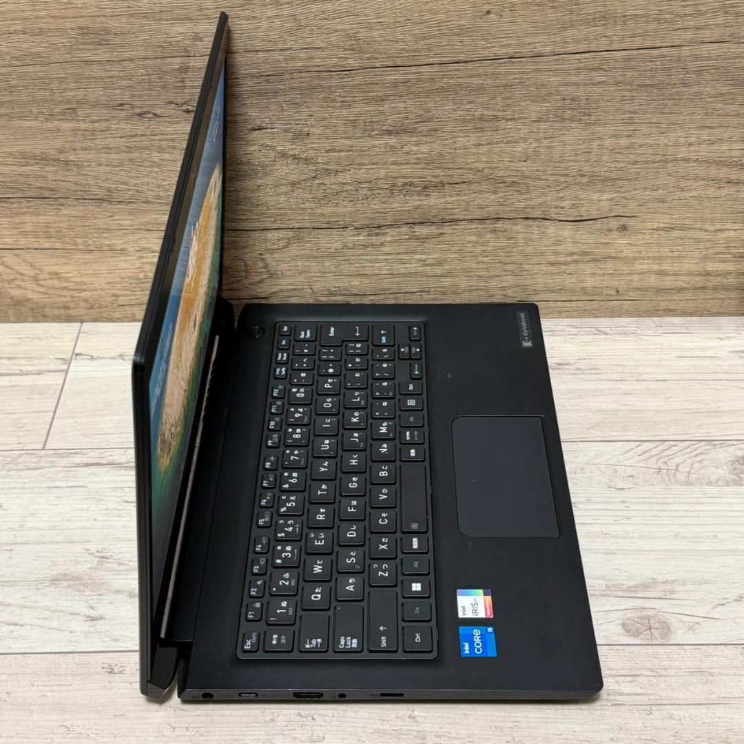 良品 dynabook S73HU Core i5 第11世代 16GB 大容量 Office付き 即納