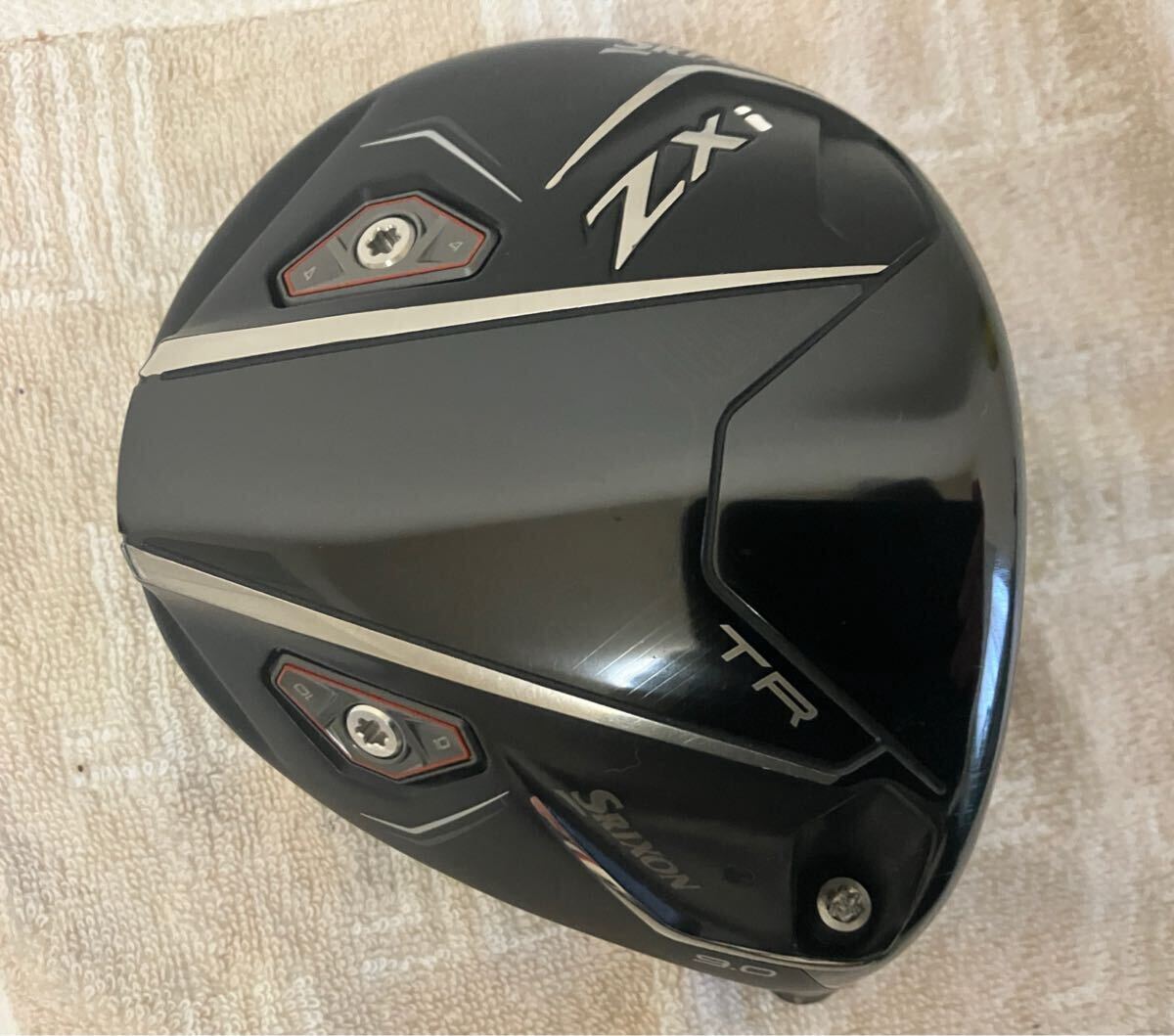 ほぼ未使用 超美品】最新モデル スリクソン ZXi TRドライバー 9 0度