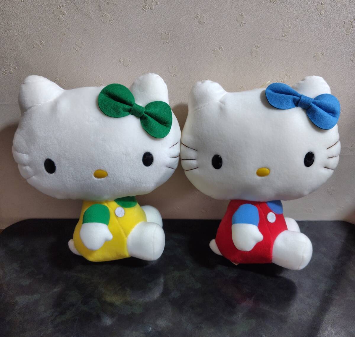 ハローキティお座りデザインぬいぐるみ2点セット2001年製サンリオ