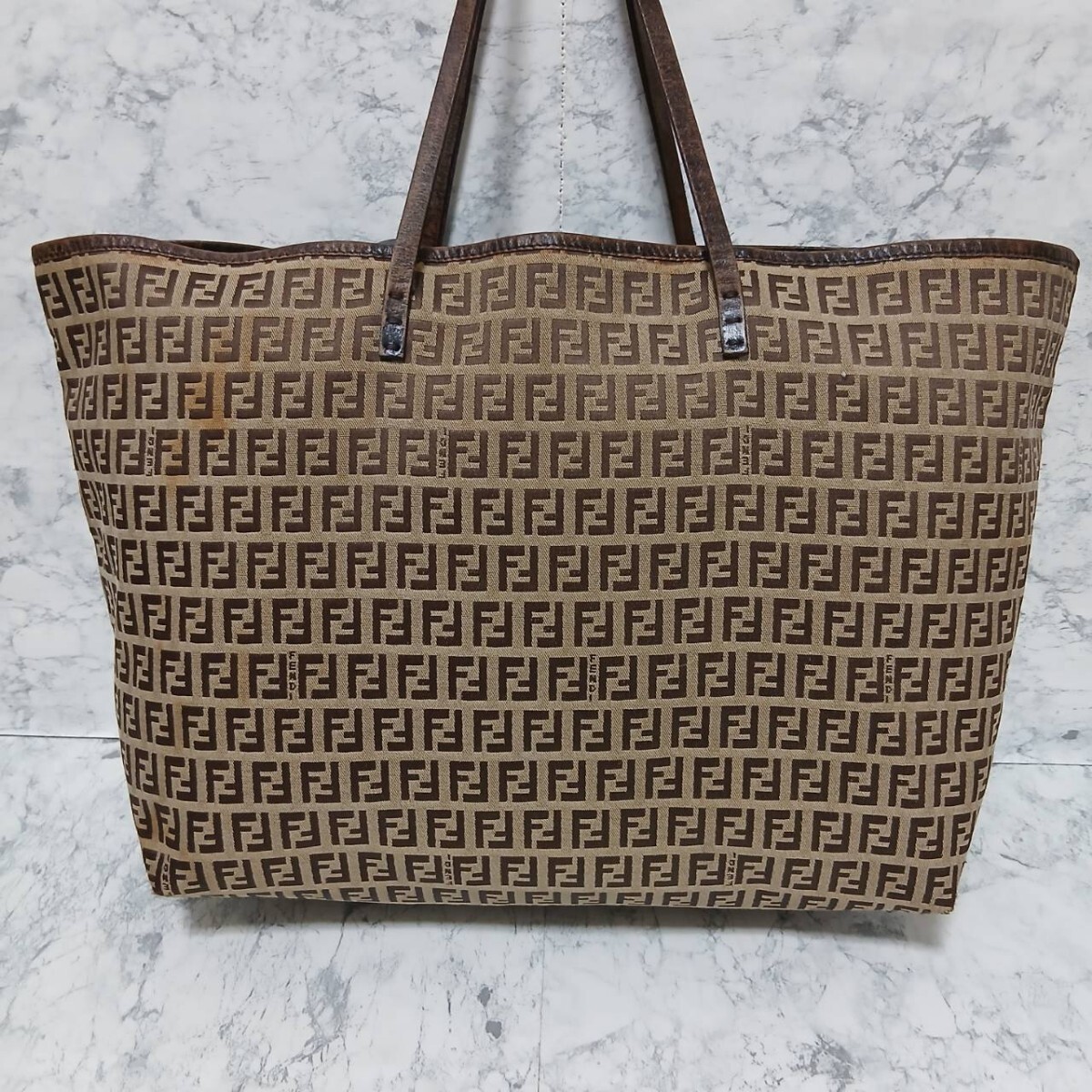 FENDI フェンディ ズッカ ポーチ付キャンバストートバッグ