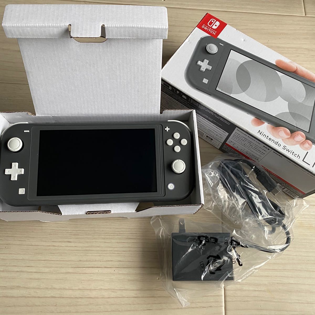 美品 箱あり】Nintendo Switch Lite グレー