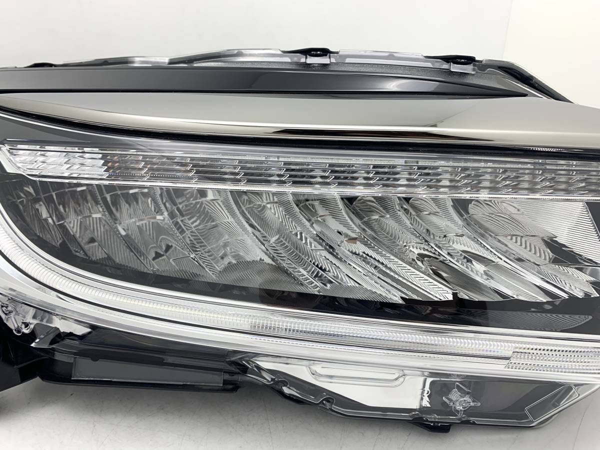 即決 良品 J5 ヴェゼル RU 後期 / LED ホンダ 純正 右 ヘッドライト