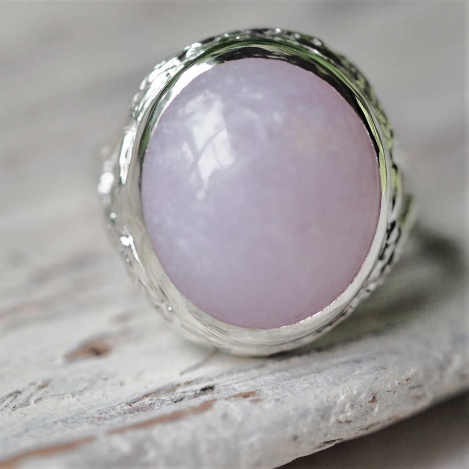 糸魚川翡翠 SV リング 14号~15号 ホワイトラベンダー｜Yahoo!フリマ
