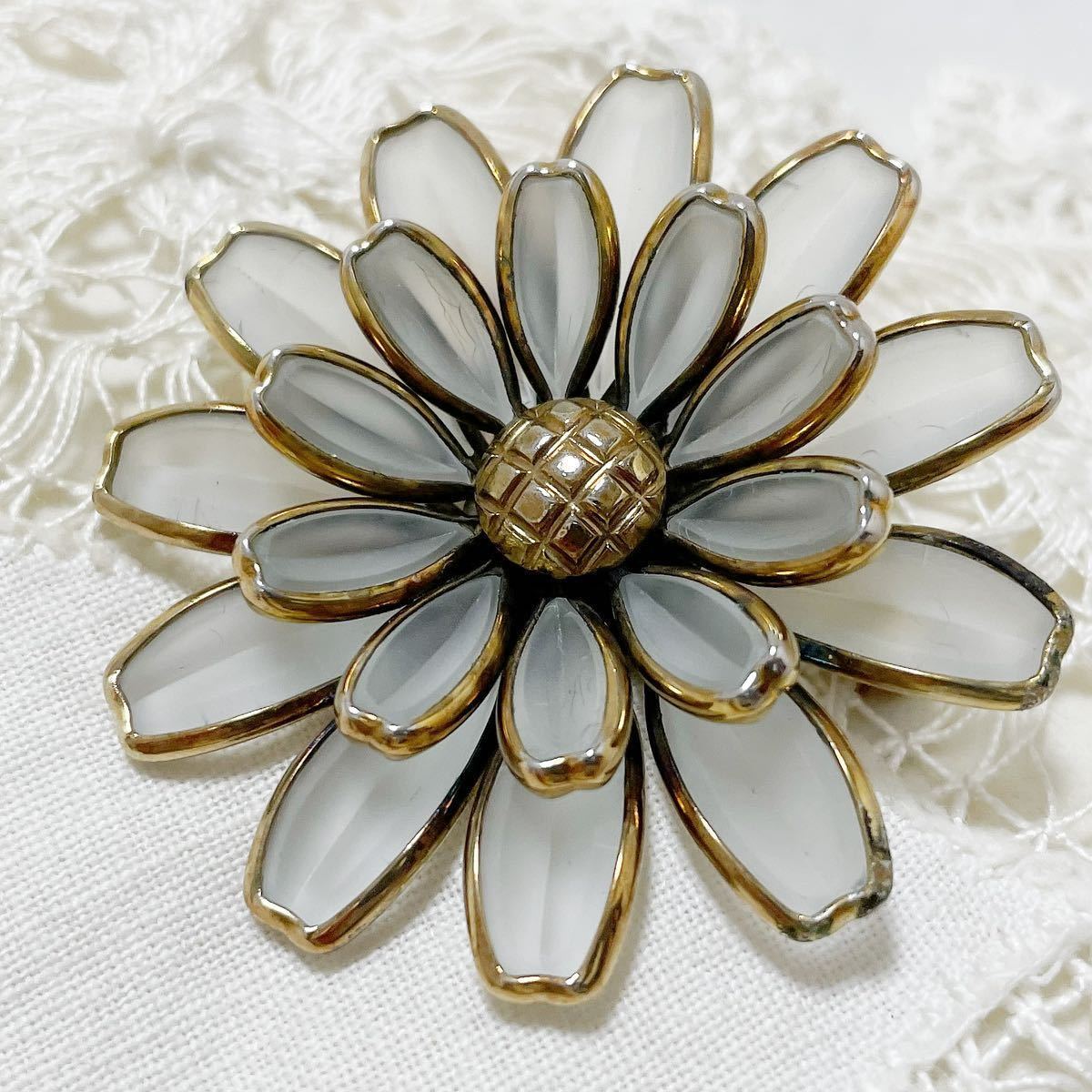 レア ヴィンテージ【クラウンTRIFARI】フロストガラスのフラワー