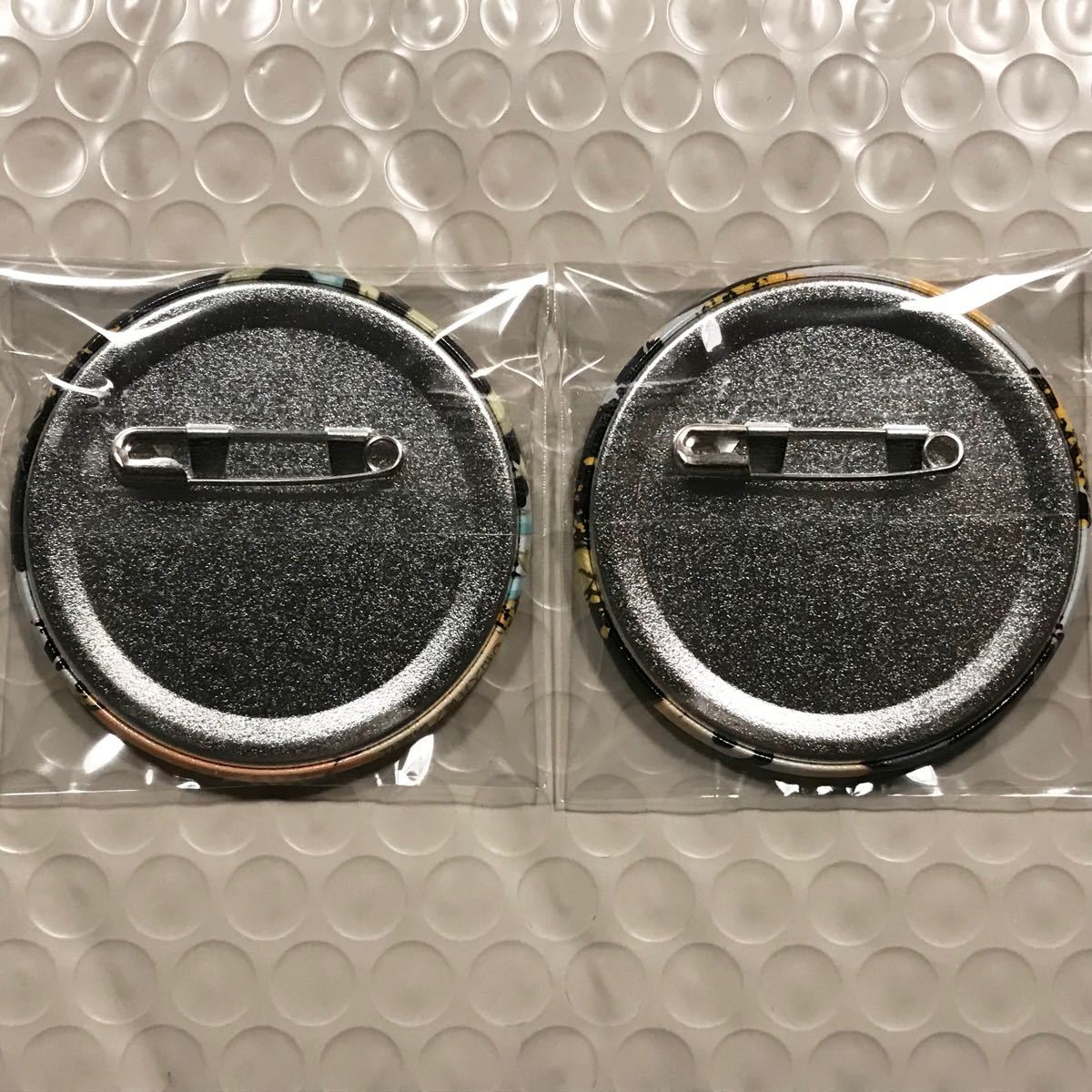 東京リベンジャーズ 原画展 タワレコ 灰谷兄弟 缶バッジ｜Yahoo!フリマ