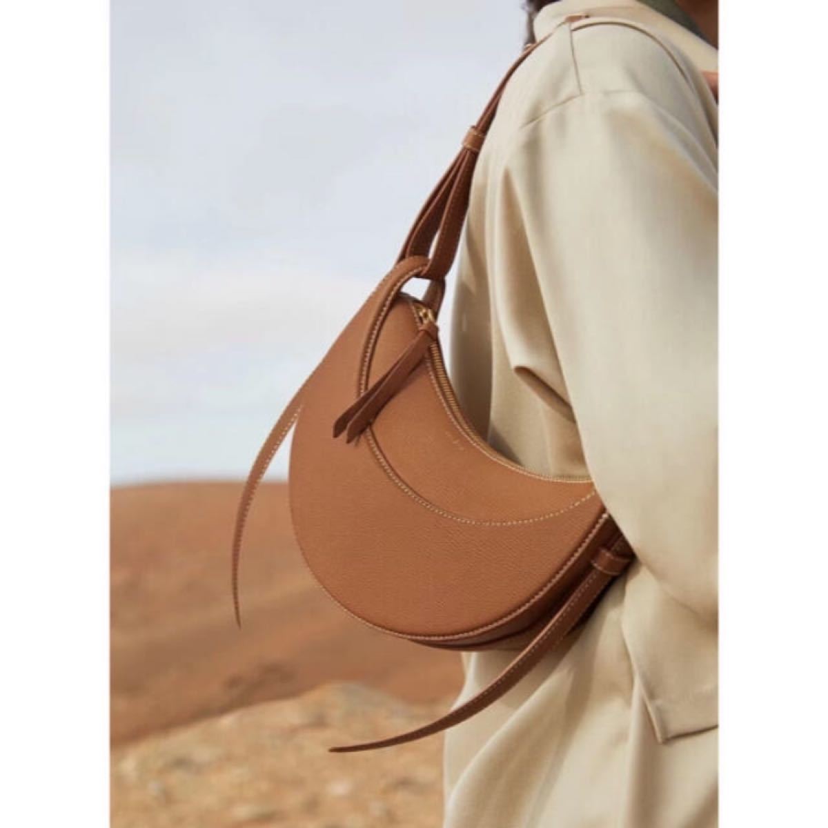 polene ポレーヌのショルダーバック ハーフムーン 未使用品｜Yahoo