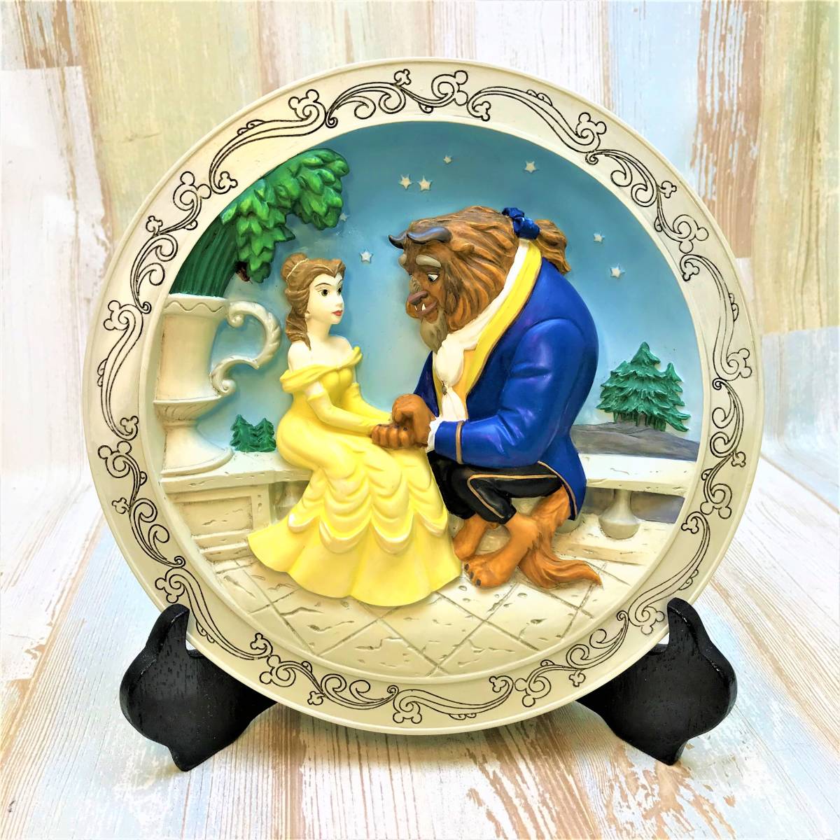 ディズニー 美女と野獣 絵皿 3D レリーフ プレート 世界5000個限定