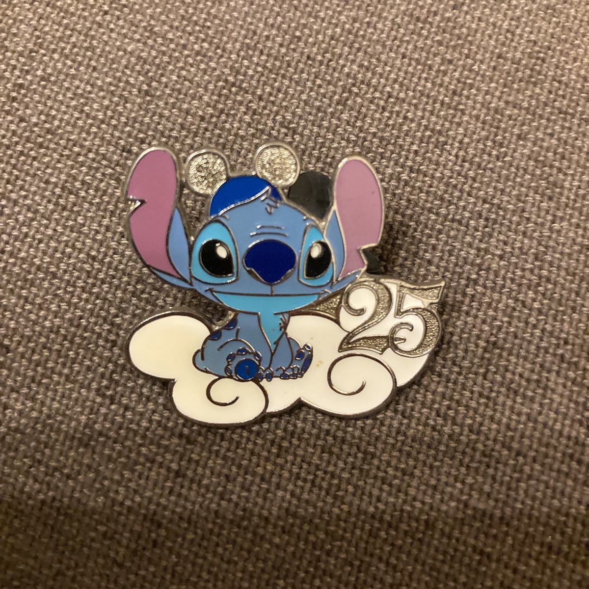 ディズニー・カードクラブ ミッキーマウス ピンバッジ 限定記念グッズ