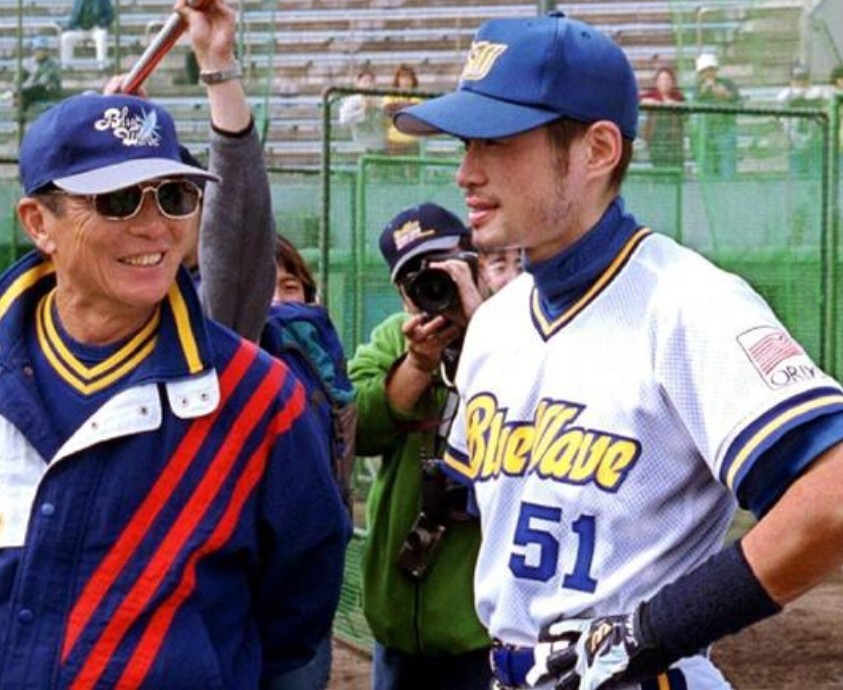 レア プロモデル】オリックス ブルーウェーブ グランドコート