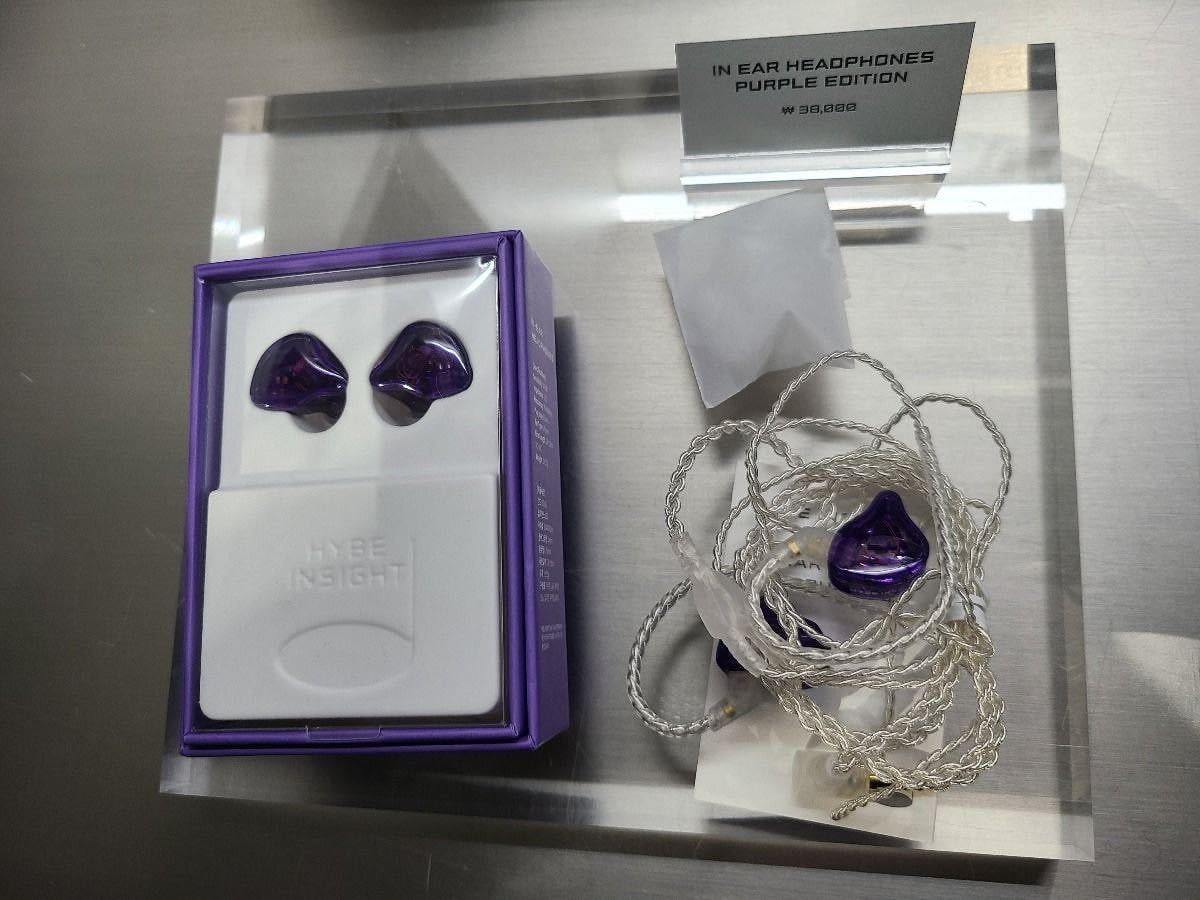 BTS HYBE INSIGHT イヤホン イヤモニ パープル 紫｜Yahoo!フリマ（旧