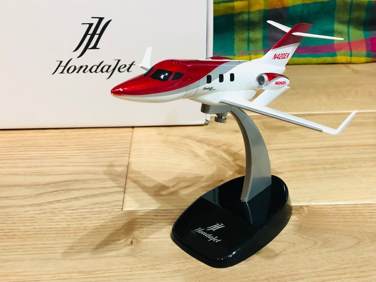 ホンダジェット HONDAJET ダイキャスト 1/72 レッド 新品 完成品