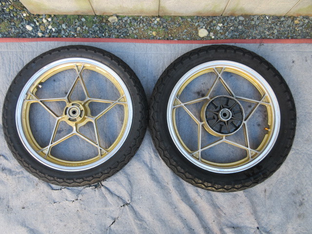 Yahoo!オークション - 当時物 GS400 GSX400E ザリ ゴキ 純