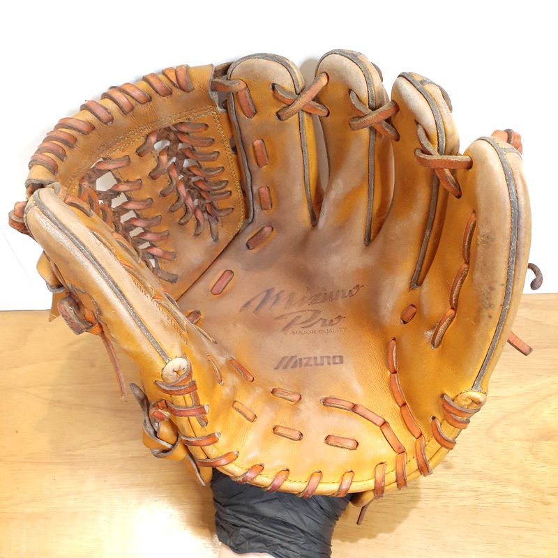 ミズノプロ 井端弘和モデル MizunoPro 一般用大人サイズ 9 内野用 硬式