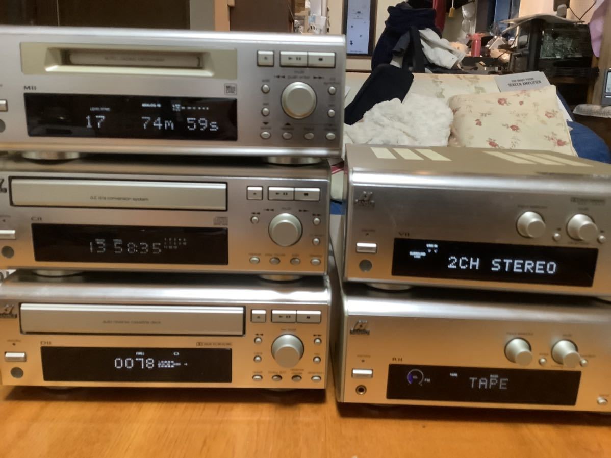 Yahoo!オークション - Sansui サンスイ ミニコンポ R11 V11 C11 M11 D1