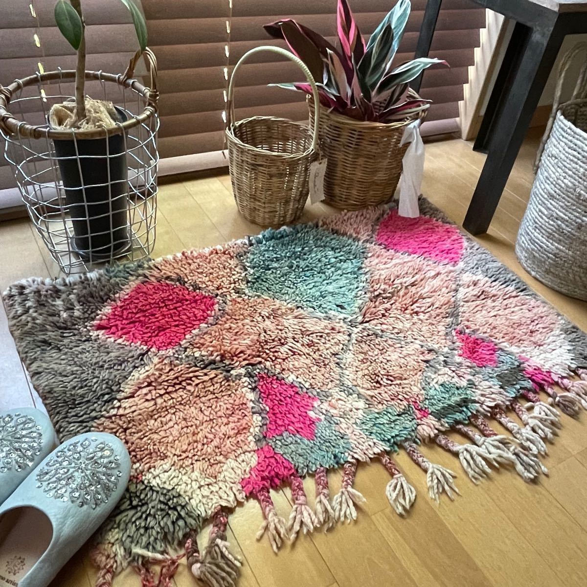 モロッコ製ヴィンテージラグ143 レア マゼンタピンク ミントグリーン