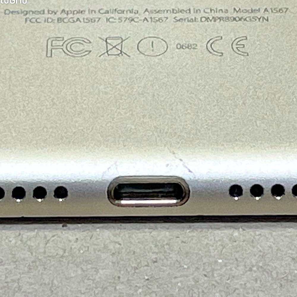 バッテリー86 1% 充電276回 iPad Air 2 64GB ゴールド docomo 超美品に