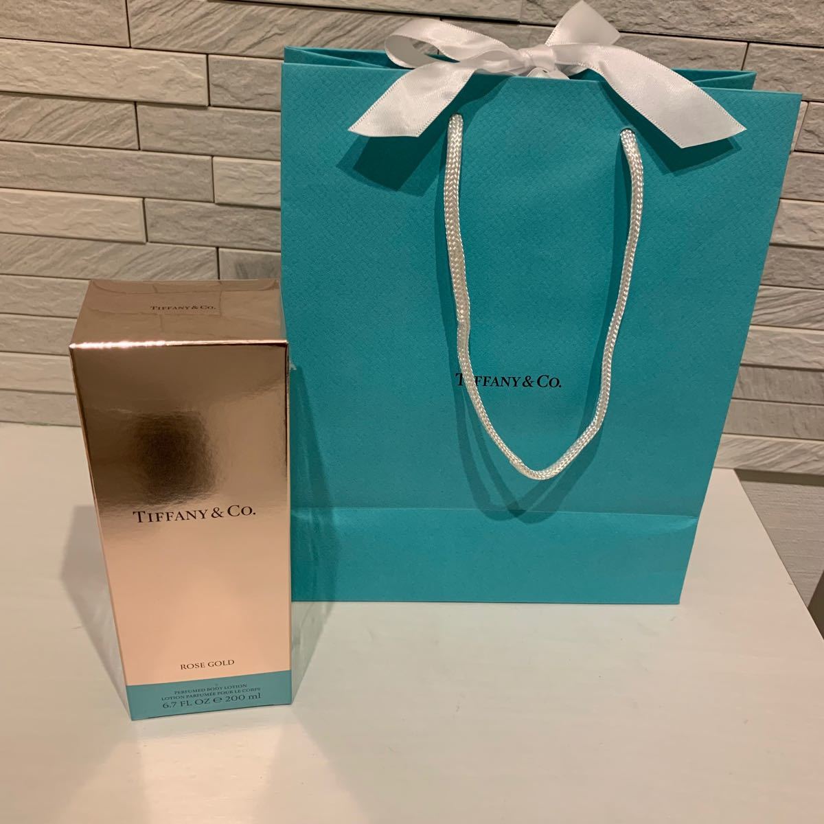 新品 紙袋付き ティファニー ボディローション ボディクリーム ローズ
