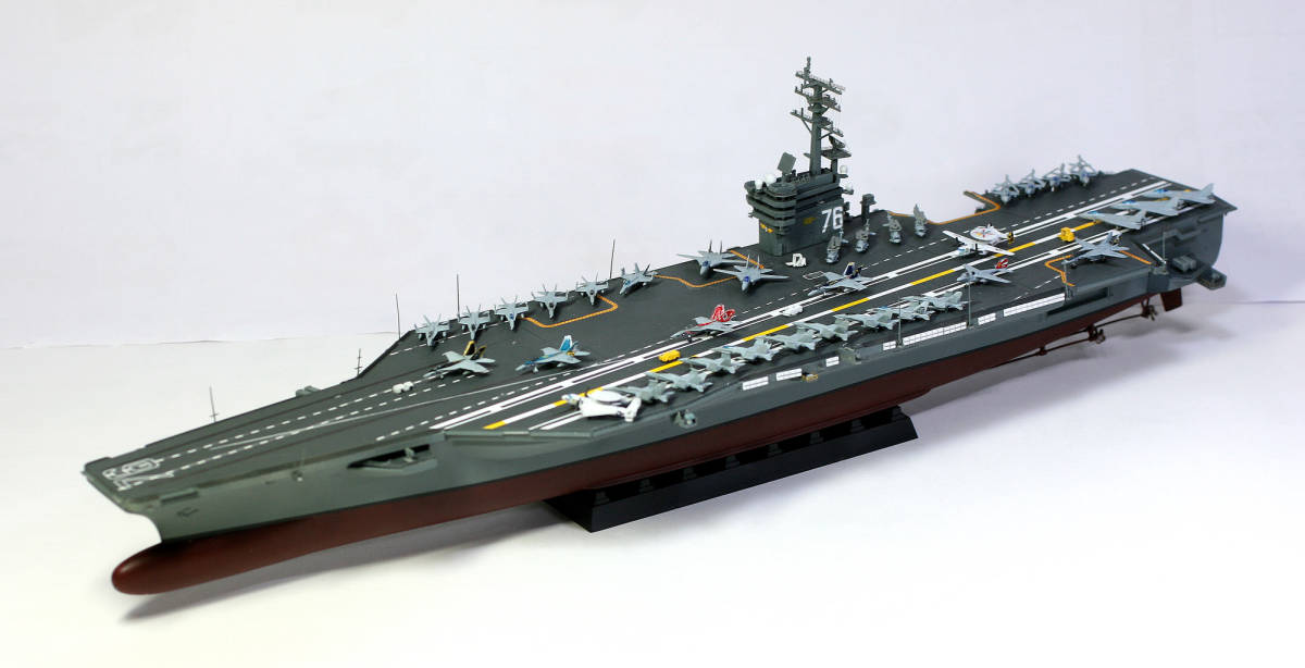 Yahoo!オークション - 完成品・1/720・アメリカ海軍ニミッツ級空母・C