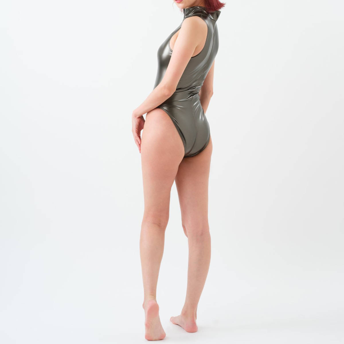 REALISE リアライズ 競泳水着 エナメル Mサイズ ガンメタ2025年最新