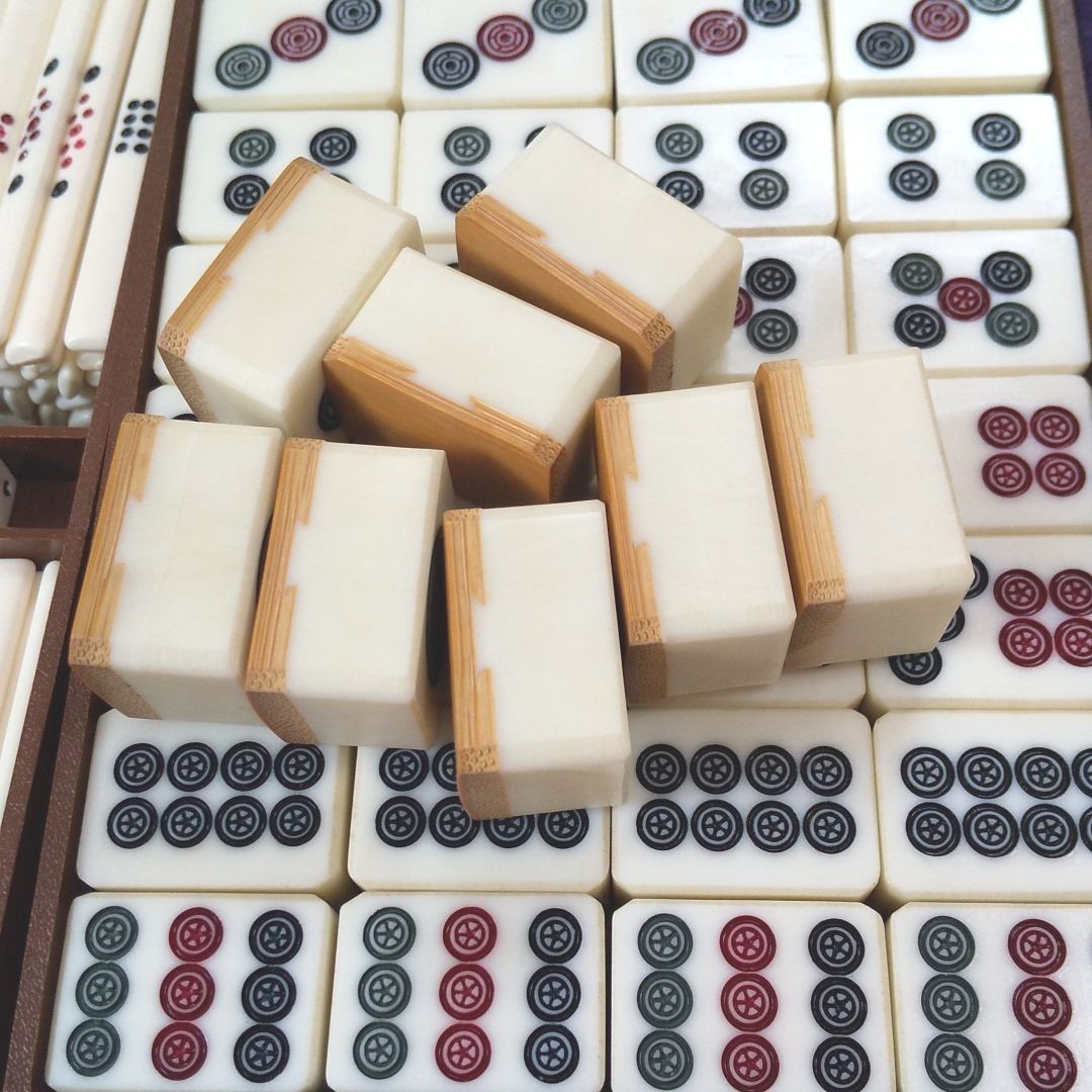 昭和レトロ 高級麻雀牌 背竹牌 骨董品｜Yahoo!フリマ（旧PayPayフリマ）