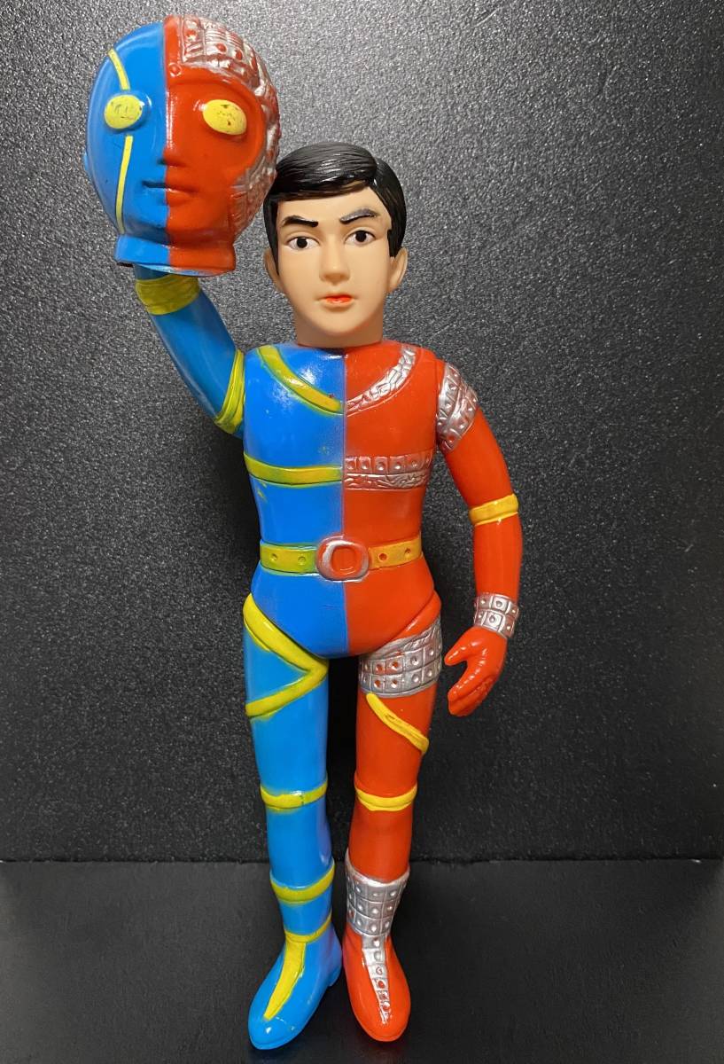 Yahoo!オークション - 当時物 キカイダー 面取れ ソフビ パチ マスク