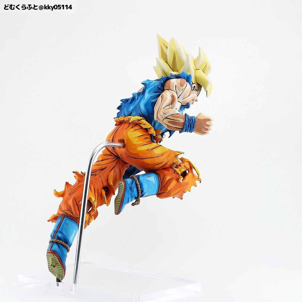ドラゴンボールフィギュアアニバーサリースーパーサイヤ人孫悟空二次元
