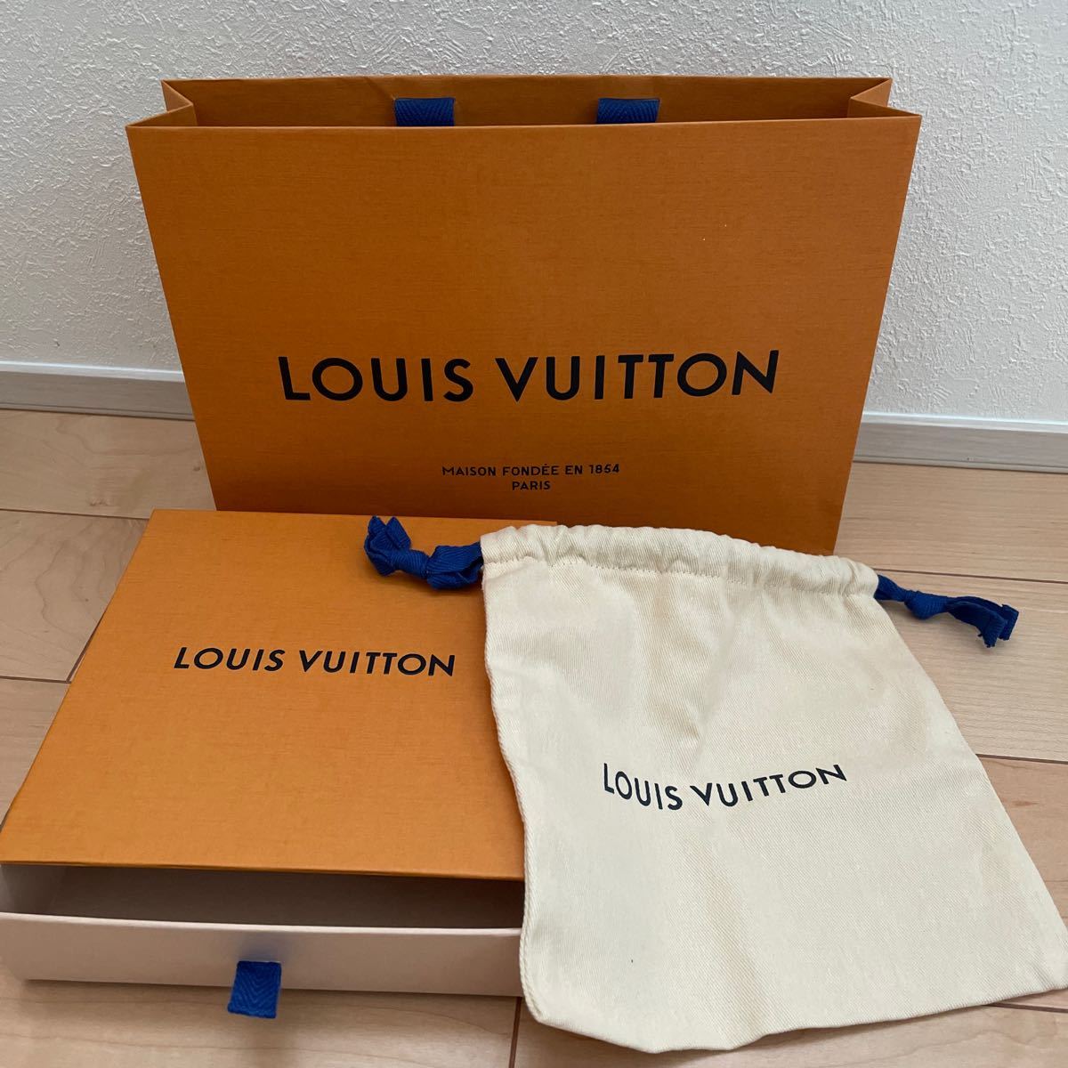 LOUIS VUITTON ルイヴィトン 空箱 保存袋 紙袋 付属品｜Yahoo!フリマ