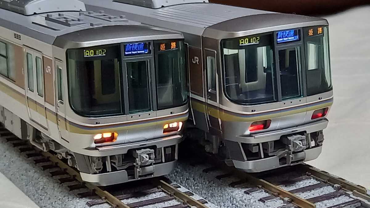 Yahoo!オークション - TOMIX HO-9027 JR 223系2000番台 基本4両Aセッ