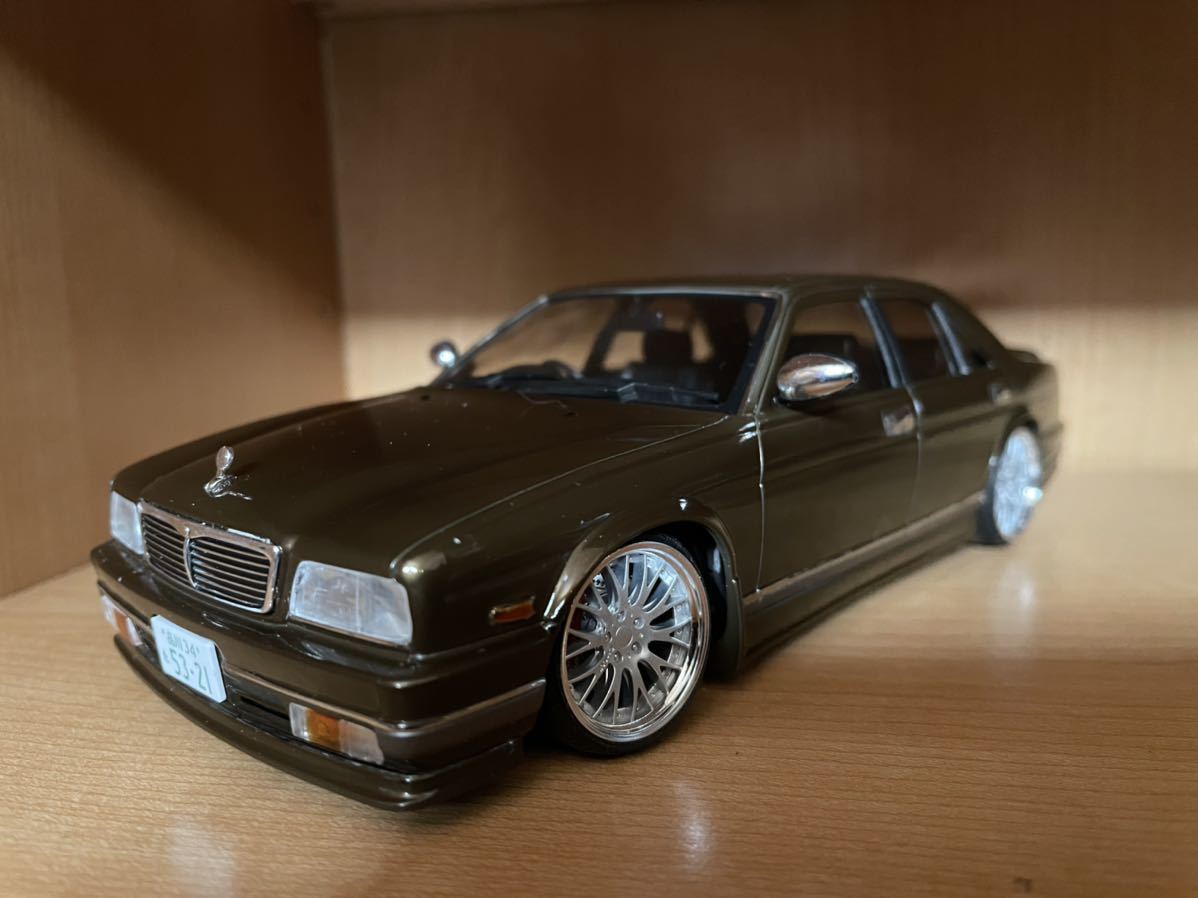 Yahoo!オークション - 1/24 アオシマ Y32シーマ 完成品